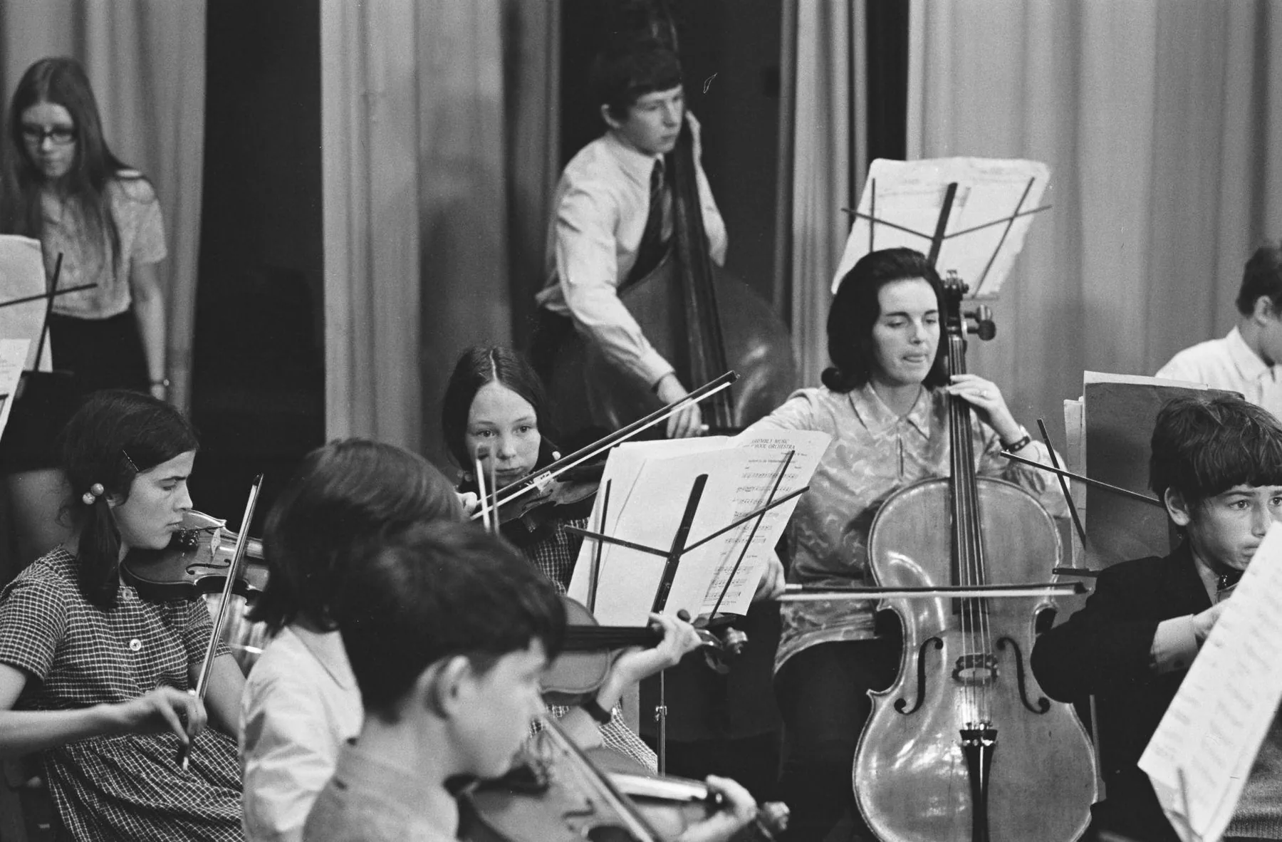 Women musicians in a symphony orchestra